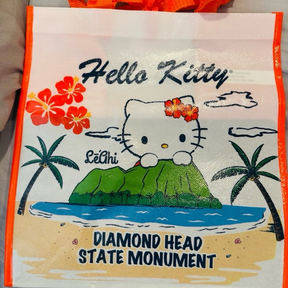 Rare Hello Kitty Hawaii Exclusive Sanrio x Diamond Head Reusable Tote Bag